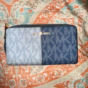 Michael Kors Two-Tone Blue Zip Wallet